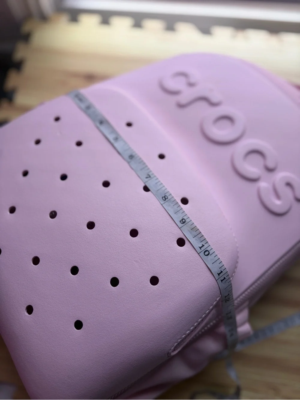 CROCS  backpack in Pink Milk Color